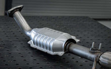 Load image into Gallery viewer, MagnaFlow 86-92 Camaro/Fbird V8 CA Direct Fit Converter