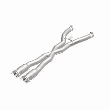 Load image into Gallery viewer, MagnaFlow 14-18 Chevrolet Corvette 6.2L Underbody Direct Fit Converter