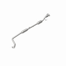 Load image into Gallery viewer, MagnaFlow Direct Fit Catalytic Converter OEM 18-21 Nissan Kicks 1.6L Single Underbody