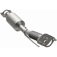 Load image into Gallery viewer, MagnaFlow 19-21 Nissan Altima 2.5L Single Underbody Direct Fit Converter