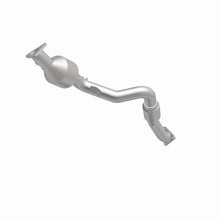 Load image into Gallery viewer, MagnaFlow 07-10 Audi Q7 3.6L Direct Fit Converter