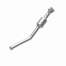 Load image into Gallery viewer, MagnaFlow 13-15 Dodge Durango V6 3.6L OEM Grade / EPA Compliant Direct-Fit Catalytic Converter 21-250