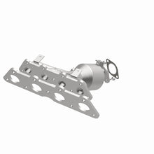 Load image into Gallery viewer, MagnaFlow Direct Fit Catalytic Converter 12-17 Hyundai Accent 1.6L