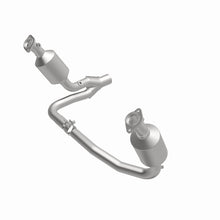 Load image into Gallery viewer, MagnaFlow 2004 Dodge Dakota 4.7L Direct Fit Catalytic Converter