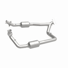 Load image into Gallery viewer, MagnaFlow 2003 Ford E-350 Super Duty 5.4L Direct Fit Converter