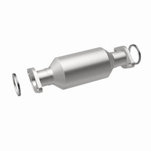 Load image into Gallery viewer, MagnaFlow 95-99 Toyota Tacoma / 1997 Geo Prizm Direct-fit Catalytic Converter