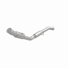 Load image into Gallery viewer, MagnaFlow 15-16 GL450 V6 3 OEM Underbody Direct Fit Converter
