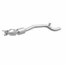 Load image into Gallery viewer, MagnaFlow 14-17 Range Rover V6 3 OEM Underbody Direct Fit Converter