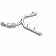 Load image into Gallery viewer, MagnaFlow 2021 Ford F-150 Right Underbody 5L Direct Fit Converter