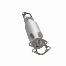 Load image into Gallery viewer, MagnaFlow 10-13 Hyundai Santa Fe 2.4L Direct Fit Converter