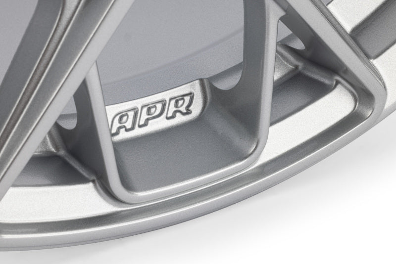 APR A02 Flow Formed 20x9.0 / 5x112 / ET37 / 66.5mm Bore / Silver Wheel WHL00026