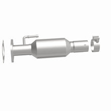 Load image into Gallery viewer, MagnaFlow Direct Fit Catalytic Converter 15-16 Ford Edge 3.5L FWD - Rear