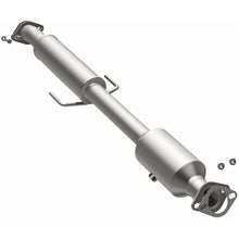 Load image into Gallery viewer, MagnaFlow 2015 Kia Optima 2.4L Direct Fit Catalytic Converter (California Grade)