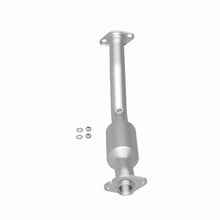 Load image into Gallery viewer, MagnaFlow 13-15 Sentra 1.8 Underbody Direct Fit Converter