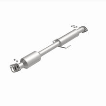 Load image into Gallery viewer, MagnaFlow 2015 Kia Optima 2.4L Direct Fit Catalytic Converter (California Grade)