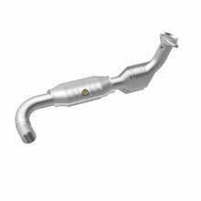 Load image into Gallery viewer, MagnaFlow 99-00 Ford Exped 4.6L Direct Fit Converter