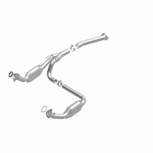Load image into Gallery viewer, MagnaFlow 03-06 Chevrolet Express 1500 4.3L Direct Fit Converter