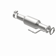Load image into Gallery viewer, MagnaFlow Direct Fit Catalytic Converter 15-16 Ford Edge 3.5L FWD - Rear