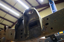 Load image into Gallery viewer, Rust Buster 09-14 Ford F150 Single Cab Rear Cab Mount
