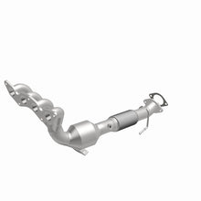 Load image into Gallery viewer, MagnaFlow 12-15 Ford Focus 2.0L Direct Fit Converter
