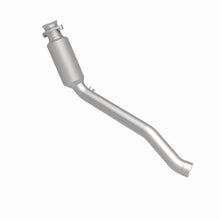 Load image into Gallery viewer, MagnaFlow Direct Fit Catalytic Converter 2010-2013 Land Rover LR4 V8 5 OEM Underbody