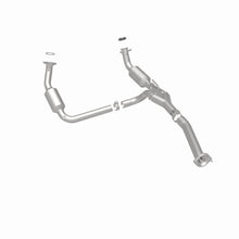Load image into Gallery viewer, MagnaFlow 04-05 Chevrolet Express 1500 5.3L Direct Fit Converter