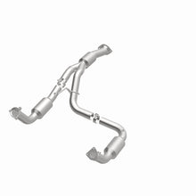 Load image into Gallery viewer, MagnaFlow 12-17 Chevrolet Express 3500 6.0L Direct Fit Converter