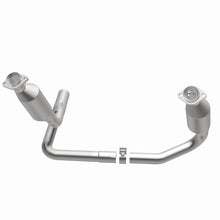 Load image into Gallery viewer, MagnaFlow 2004 Dodge Dakota 3.7L Direct Fit Catalytic Converter