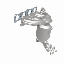 Load image into Gallery viewer, MagnaFlow Direct Fit Catalytic Converter 13-16 Hyundai Santa Fe Sport 2.4L Manifold