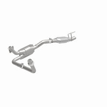 Load image into Gallery viewer, MagnaFlow 92-95 Ford E-150 5.0L Direct Fit Converter
