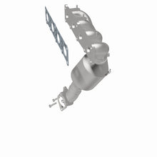 Load image into Gallery viewer, MagnaFlow 13-16 Dart L4 2 2.4 OEM Manifold Direct Fit Converter