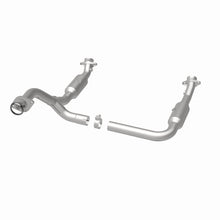 Load image into Gallery viewer, MagnaFlow 06-10 Ford Explorer 4.6L Direct Fit Converter