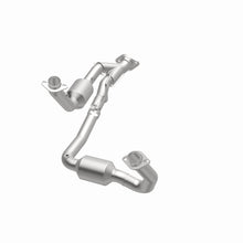 Load image into Gallery viewer, MagnaFlow 05-06 Jeep Grand Cherokee 5.7L Direct Fit Catalytic Converter
