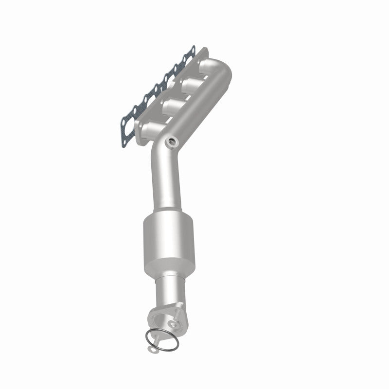 MagnaFlow 2004 Nissan Titan 5.6L Direct Fit Converter
