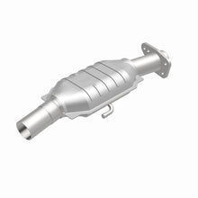 Load image into Gallery viewer, MagnaFlow 78-84 GM Passenger car CA Direct Fit Converter