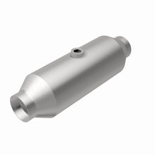 Load image into Gallery viewer, MagnaFlow 2.50 1/O2 CA 4in. Spun Universal Converter