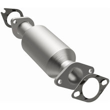 Load image into Gallery viewer, MagnaFlow 10-13 Hyundai Santa Fe 2.4L Direct Fit Converter
