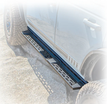 Load image into Gallery viewer, Turn Offroad 2021+ Ford Bronco Side Step 4-door