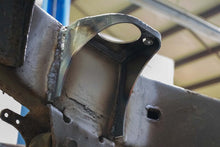 Load image into Gallery viewer, Rust Buster 95-04 Toyota Tacoma Rear Cab Mount - Left Side