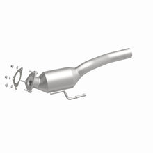 Load image into Gallery viewer, MagnaFlow 04-06 Volkswagen Touareg 3.2L Direct Fit Converter