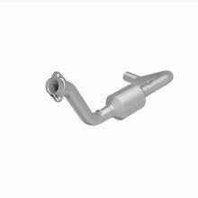 Load image into Gallery viewer, MagnaFlow 04-06 Dodge Durango 5.7L Direct Fit Converter