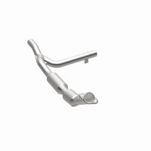 Load image into Gallery viewer, MagnaFlow 02-03 Ford F-150 5.4L Direct Fit Converter