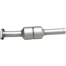 Load image into Gallery viewer, MagnaFlow 04-07 Toyota Highlander 3.3L Direct Fit Converter