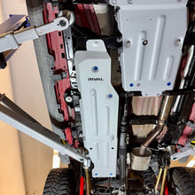 Load image into Gallery viewer, Rival 20-26 Jeep Gladiator Aluminum Gas Tank Skid Plate