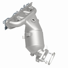 Load image into Gallery viewer, MagnaFlow Direct Fit Catalytic Converter 20-21 Nissan Kicks 1.6L Single Manifold