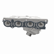 Load image into Gallery viewer, MagnaFlow Direct Fit Catalytic Converter 20-21 Nissan Kicks 1.6L Single Manifold