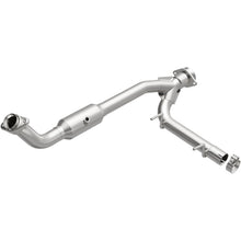 Load image into Gallery viewer, MagnaFlow 05-06 Lincoln Navigator 5.4L - Driver side