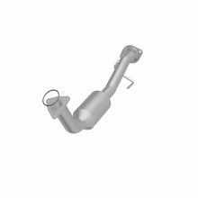 Load image into Gallery viewer, MagnaFlow 02-03 Cadillac Escalade 6.0L Direct Fit Converter