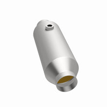 Load image into Gallery viewer, MagnaFlow 2.50in. CA OBDII Universal Converter