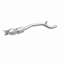 Load image into Gallery viewer, MagnaFlow 14-17 Range Rover V6 3 OEM Underbody Direct Fit Converter